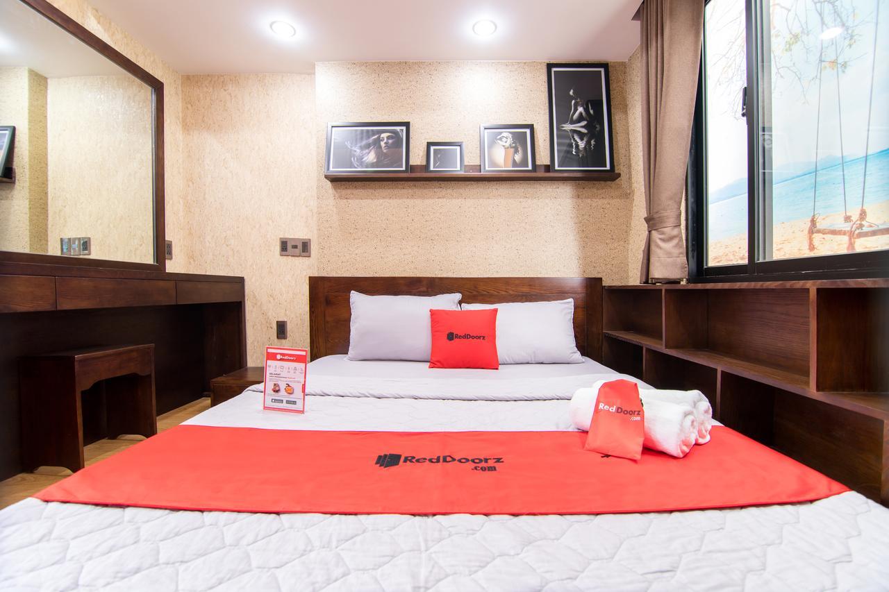 Reddoorz Plus @ Nguyen Trai Street โฮจิมินห์ซิตี้ ภายนอก รูปภาพ